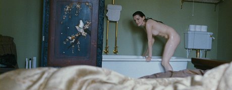 Roxane Mesquida nudes model image