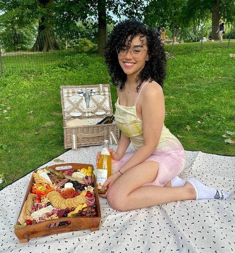 asian princess onlyfans pornographic images