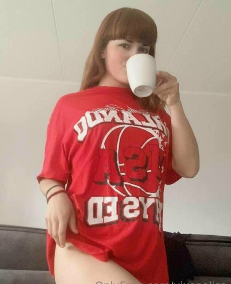 vixenalisa pretty model pic