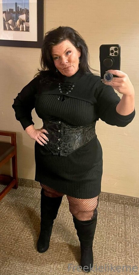 Freekielikeme pornstar erotic gallery