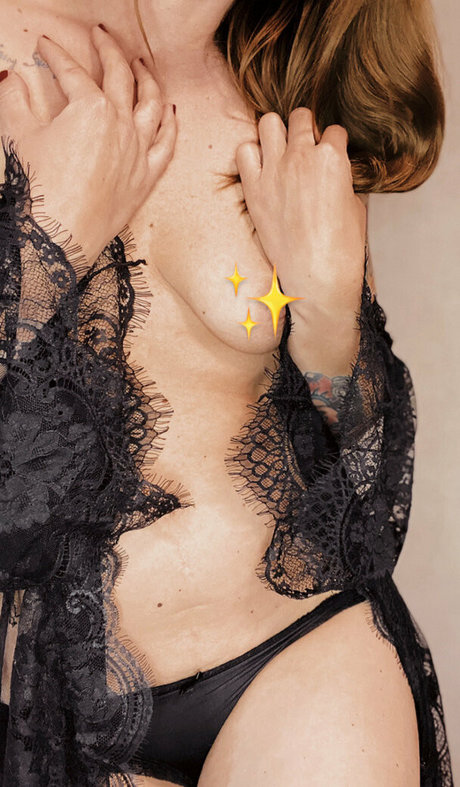 ladylisa33 perfect pornstar photos