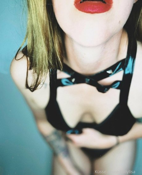 ladylisa33 naked model galleries