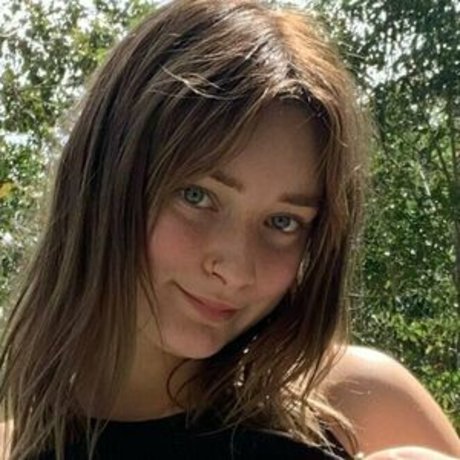 skinxskin nude actress pics