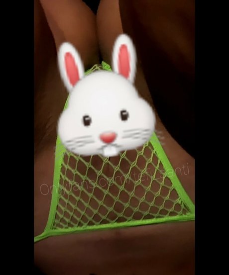 tefi santi hd model images