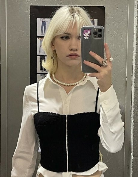 nyahcatherine xxx star photos