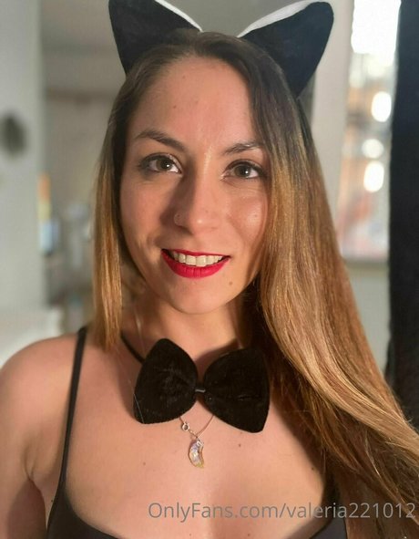 valeria221012 naked actress image