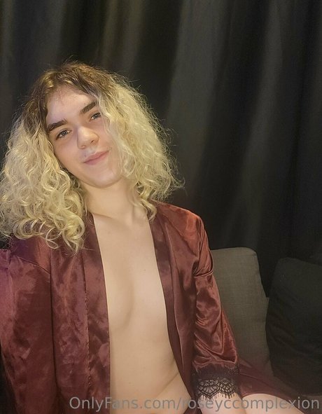 roseyccomplexion pornstar art photos