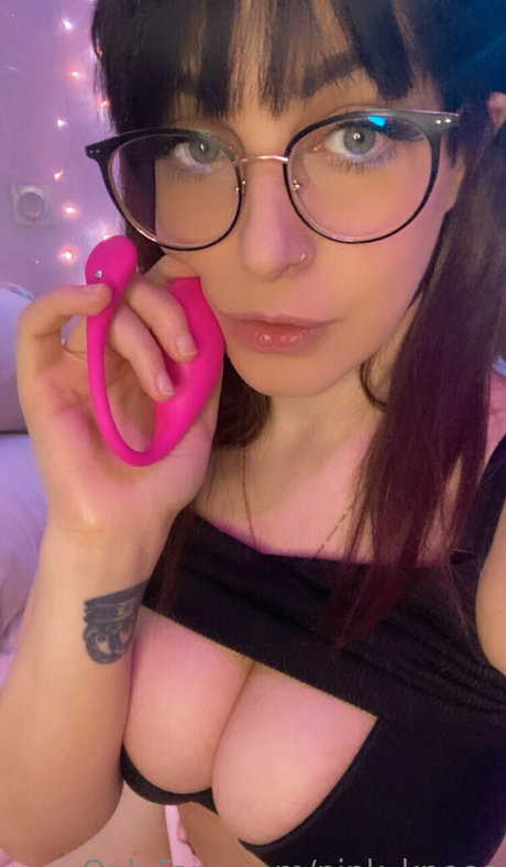 pink knees star pornographic galleries