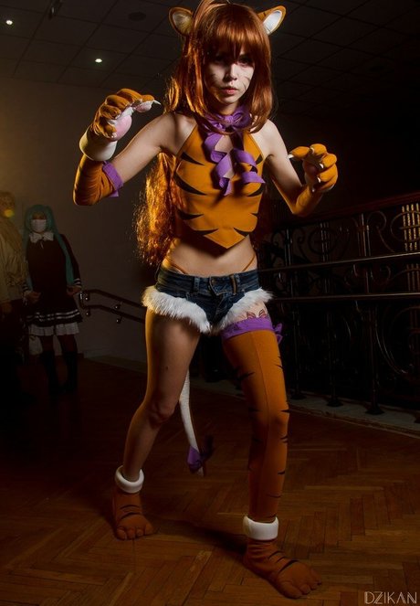 Yuumi SG erotic actress galleries