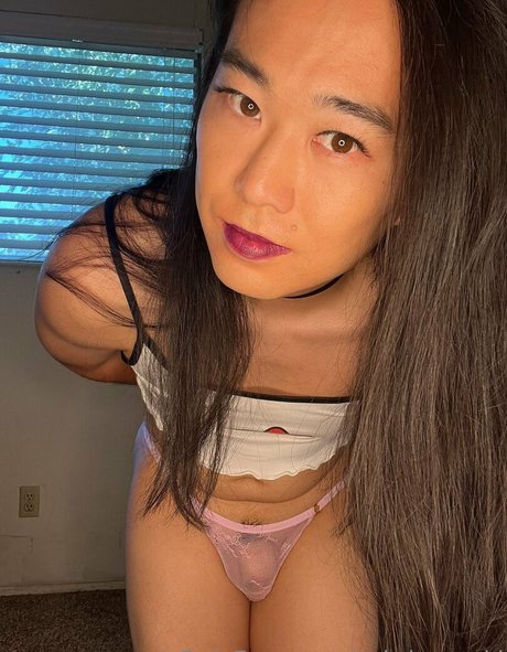 sabrina aoki exclusive star images