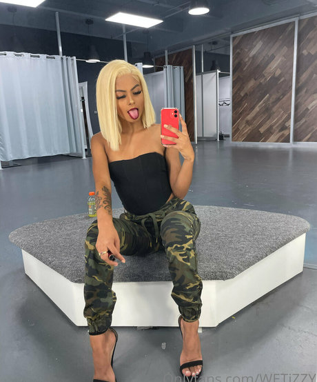 its pocahontas top actress pictures