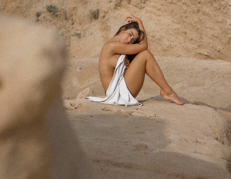 Alina Barmak nice actress pics