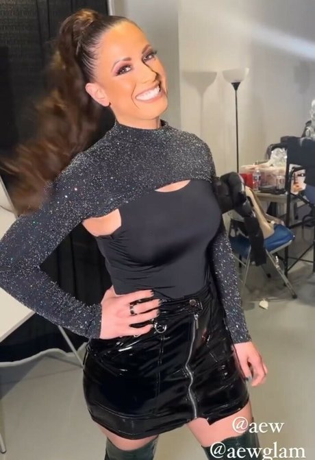 AEW Dasha Kuret perfect actress img