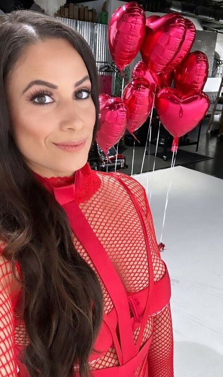 AEW Dasha Kuret free pornstar pictures