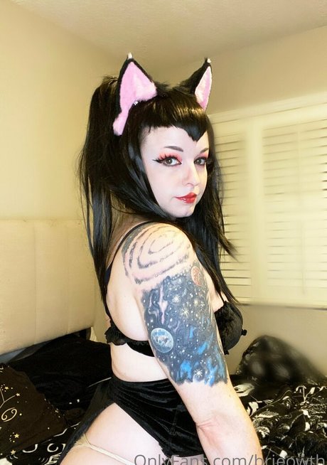 brieowth erotic star pic