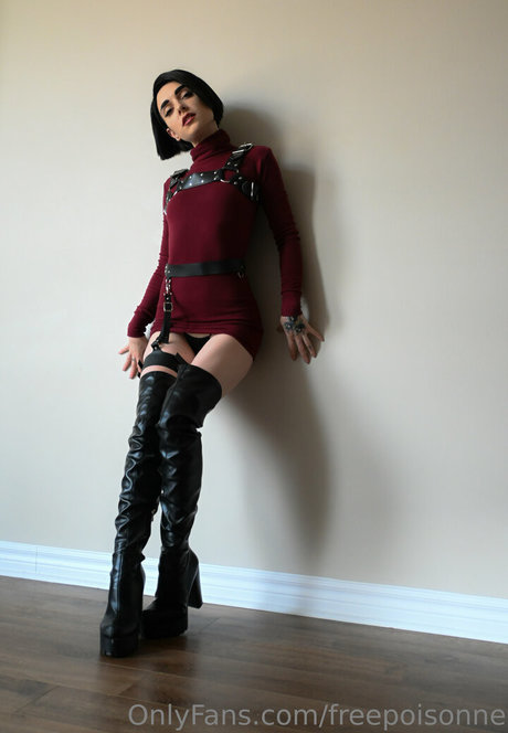 freepoisonne hot actress archive