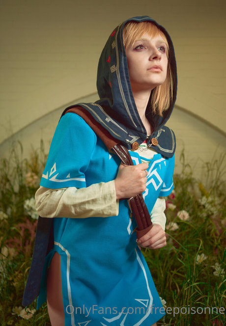 freepoisonne sex star archive