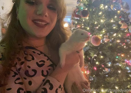 tragedyann best pornstar pic