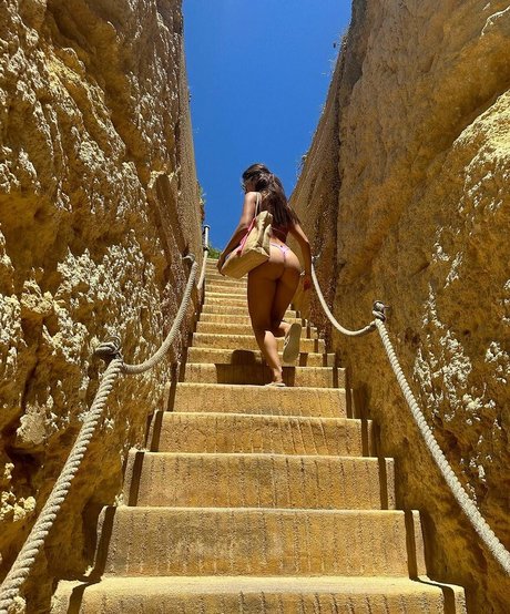 Giovanna Lancellotti exclusive star images