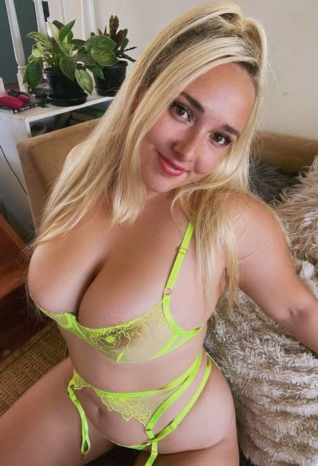 LovingLexieKent free pornstar images