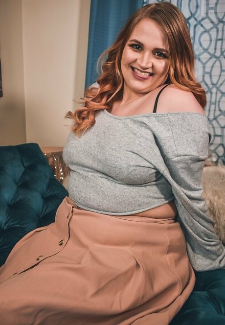 kinkycurvykat xxx star pictures