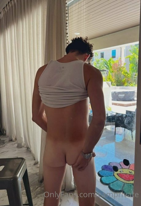 camprivate exclusive model picture