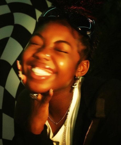 Alijahkai model sexy picture