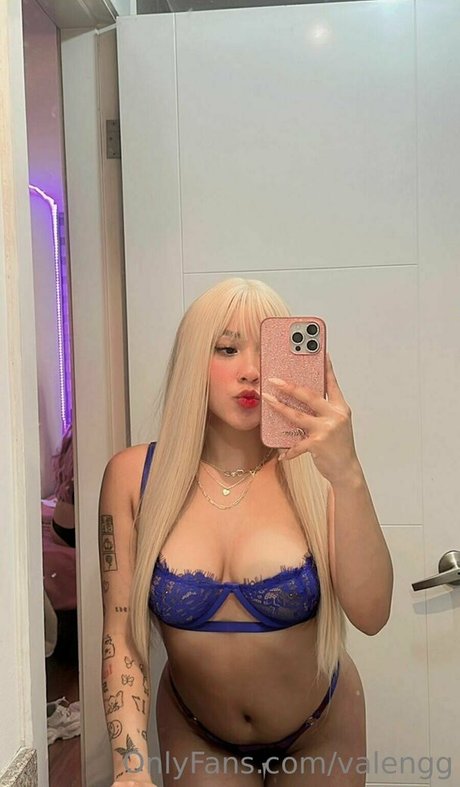 valengg adult model image