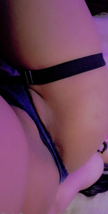 brainded bby model naked photo