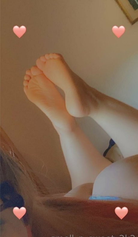 smoll n sweet 2k2 nude star photo