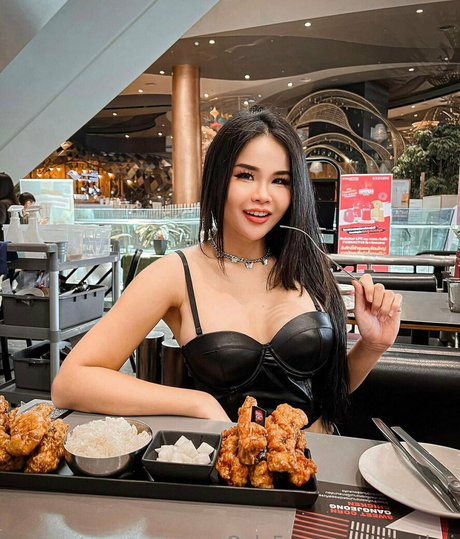 pingthai model hot images