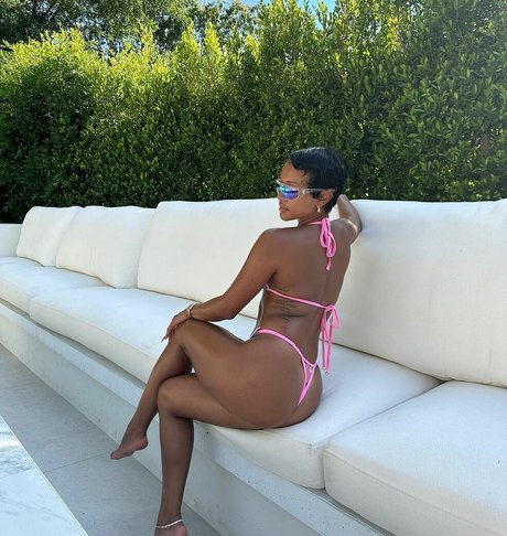 Karrueche erotic model images