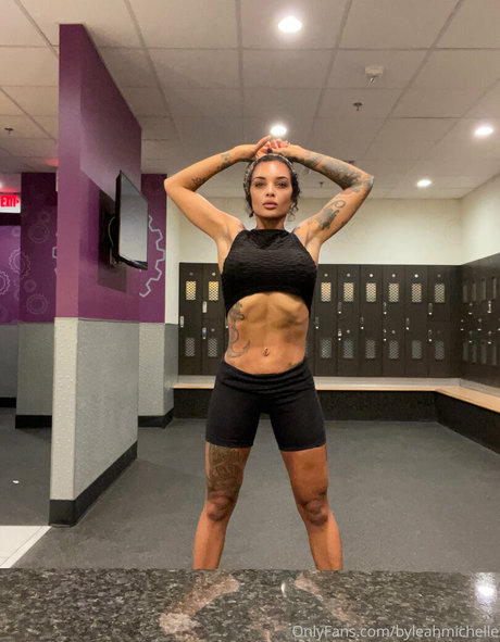 iitsleahtho beautiful pornstar picture