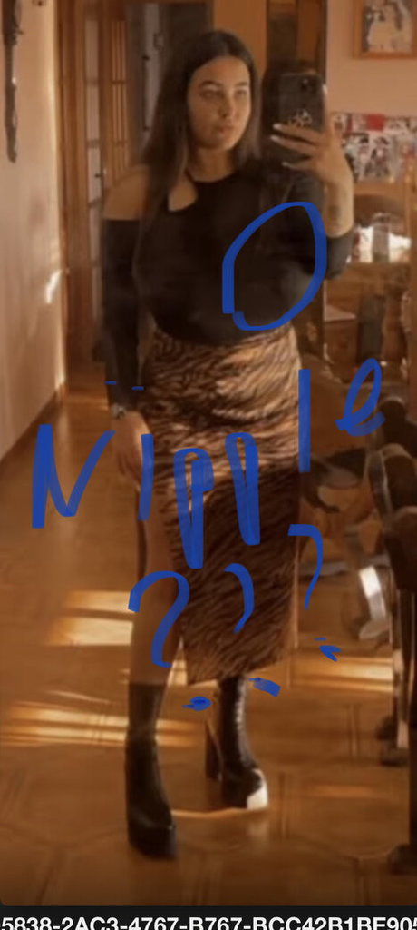 Anneris18 star erotic pics