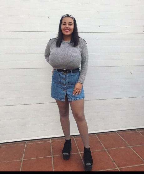 Anneris18 star free image