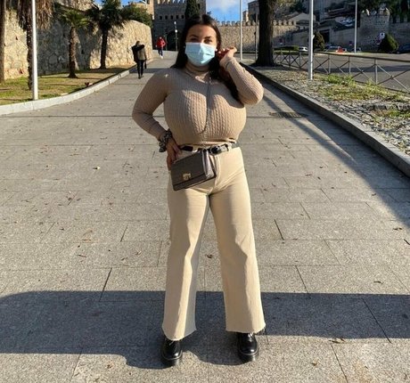 Anneris18 star adult gallery