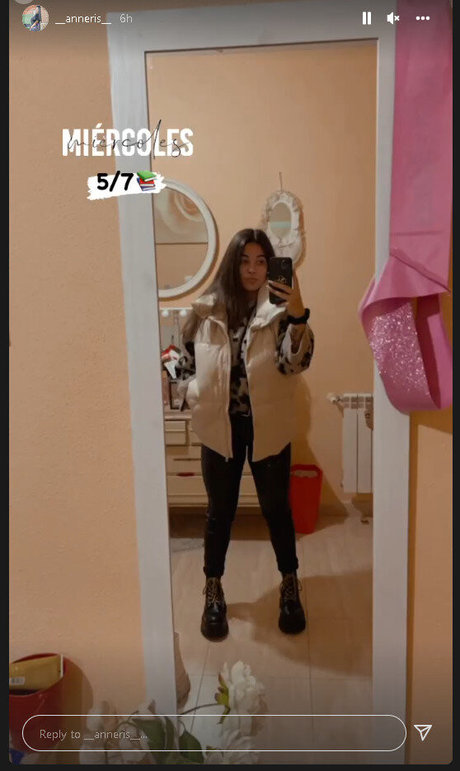 Anneris18 star erotic photo