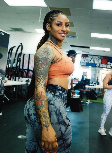 ItsJustRocky best actress photos