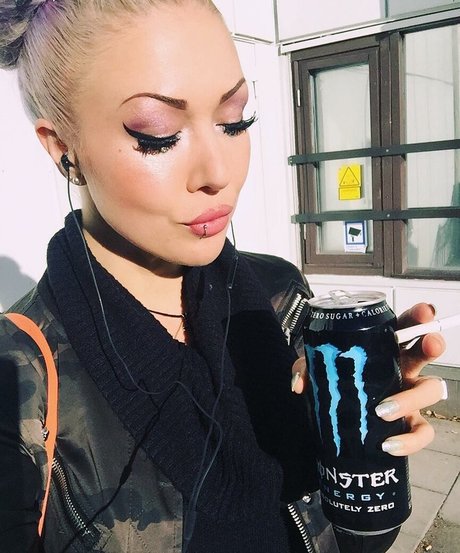 My Little Vronie perfect pornstar galleries