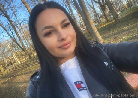 paola only model nudes images