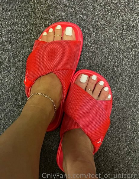 feet of unicorn erotic star pic