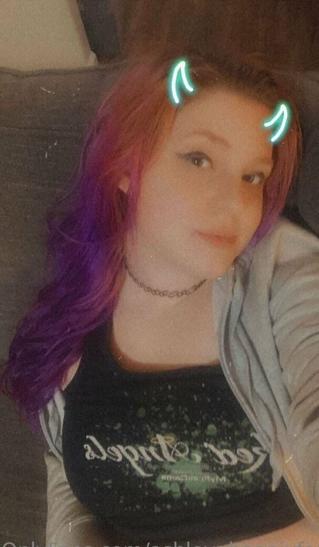 ashleyphoenixfans hot star pics