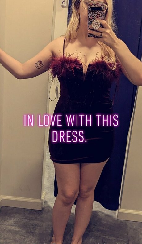 blush lust model nude pic