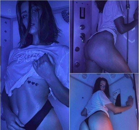 elsakroes xxx model picture