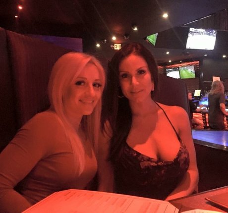 kendralust art pornstar picture