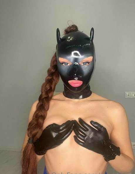 marytishh star high quality picture