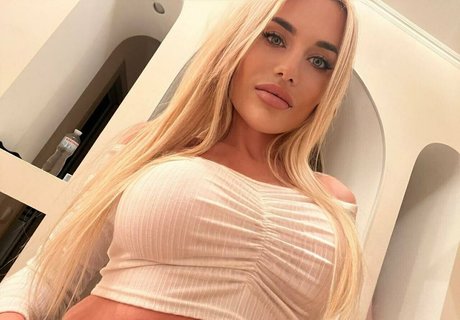 asian student onlyfans sexy naked pic