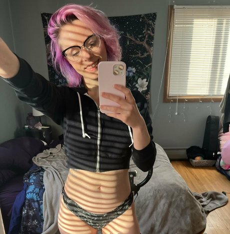 melmoonflower model nude img