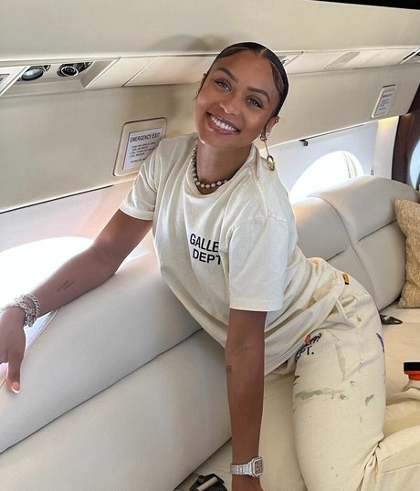 Jilly Anais pornstar high quality image