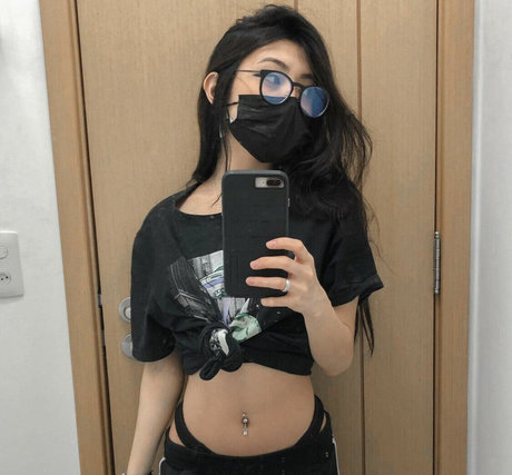 Milene Megumi pornstar sexy pics